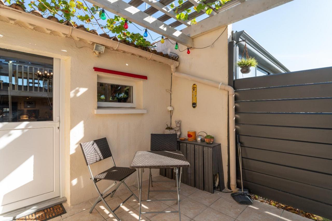 Appart Aux Portes De La Camargue Manduel Екстериор снимка